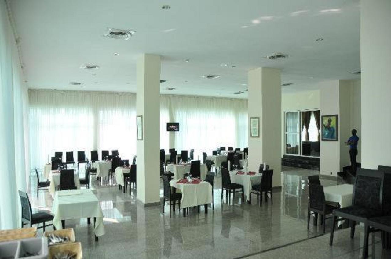 Golden Royale Hotel เอนูกู ภายนอก รูปภาพ