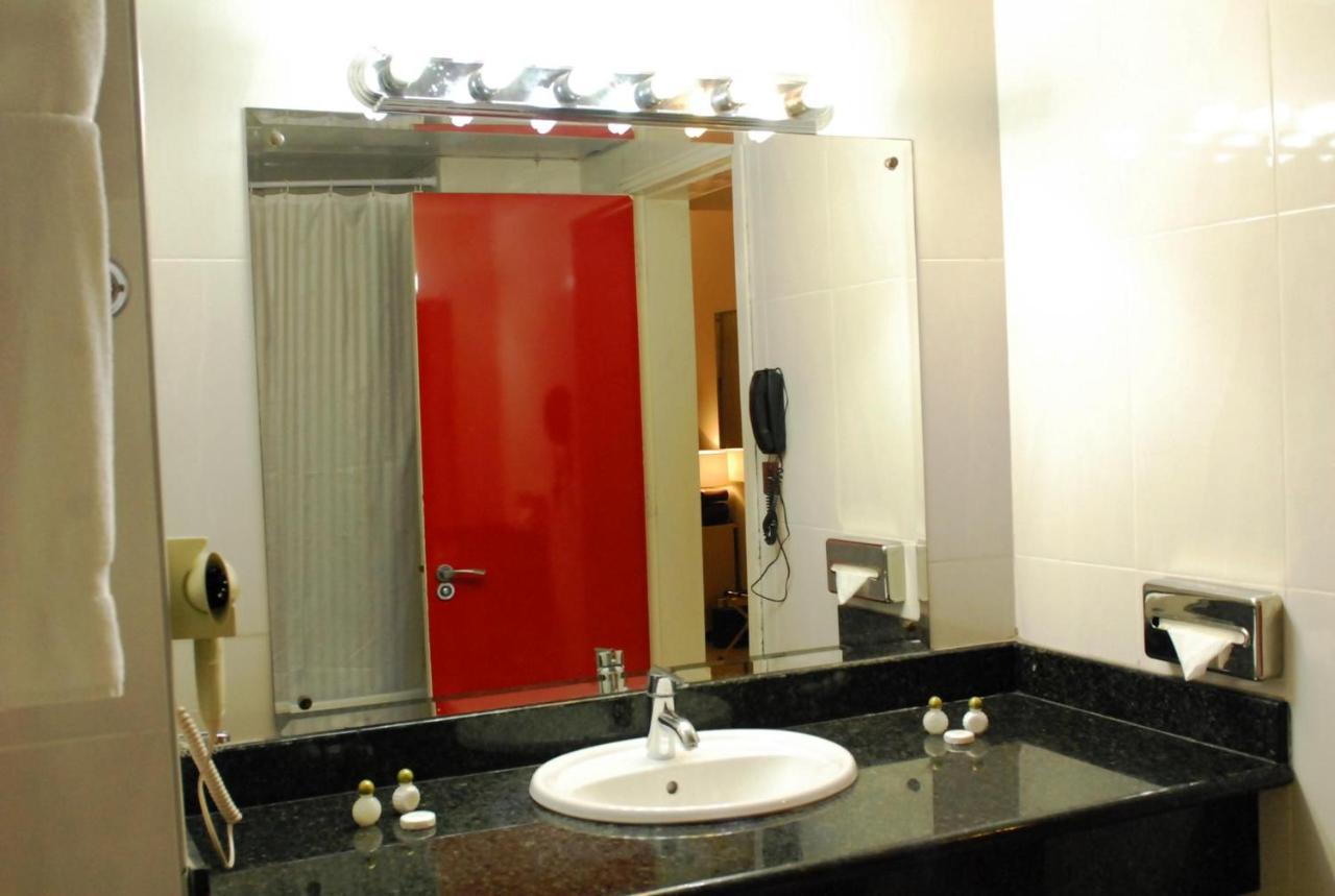 Golden Royale Hotel เอนูกู ภายนอก รูปภาพ